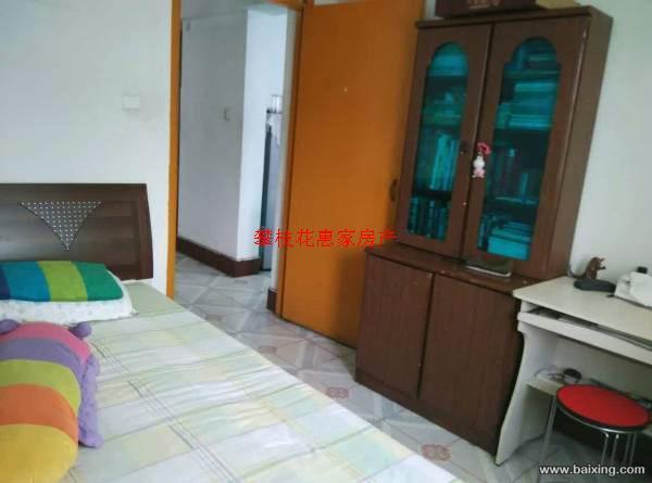 良友沃尔玛附近 3室2厅 中等装修